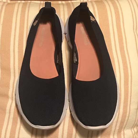 Shoes Shoes - Picture 2 of 5